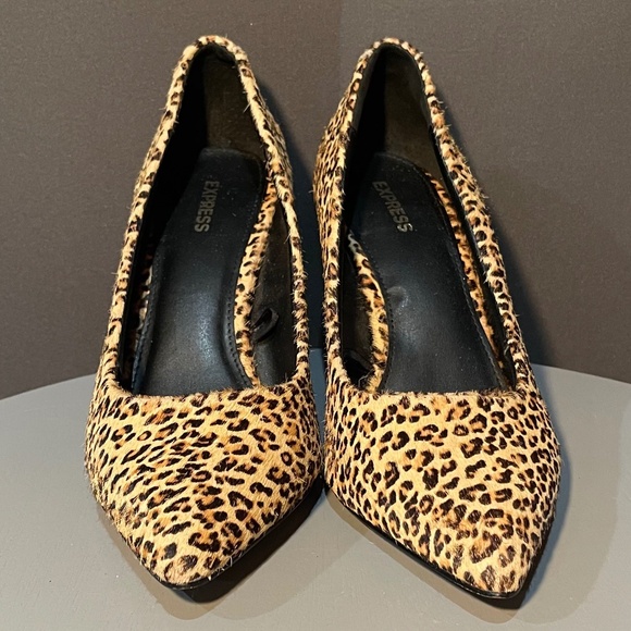 Express Leopard Print Block Heel Pumps – Size 8 - Picture 4 of 5